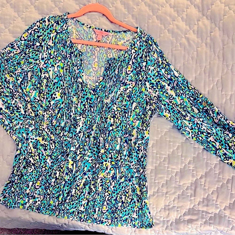 Lilly Pulitzer Tunic in Size L soft material - Picture 6 of 7